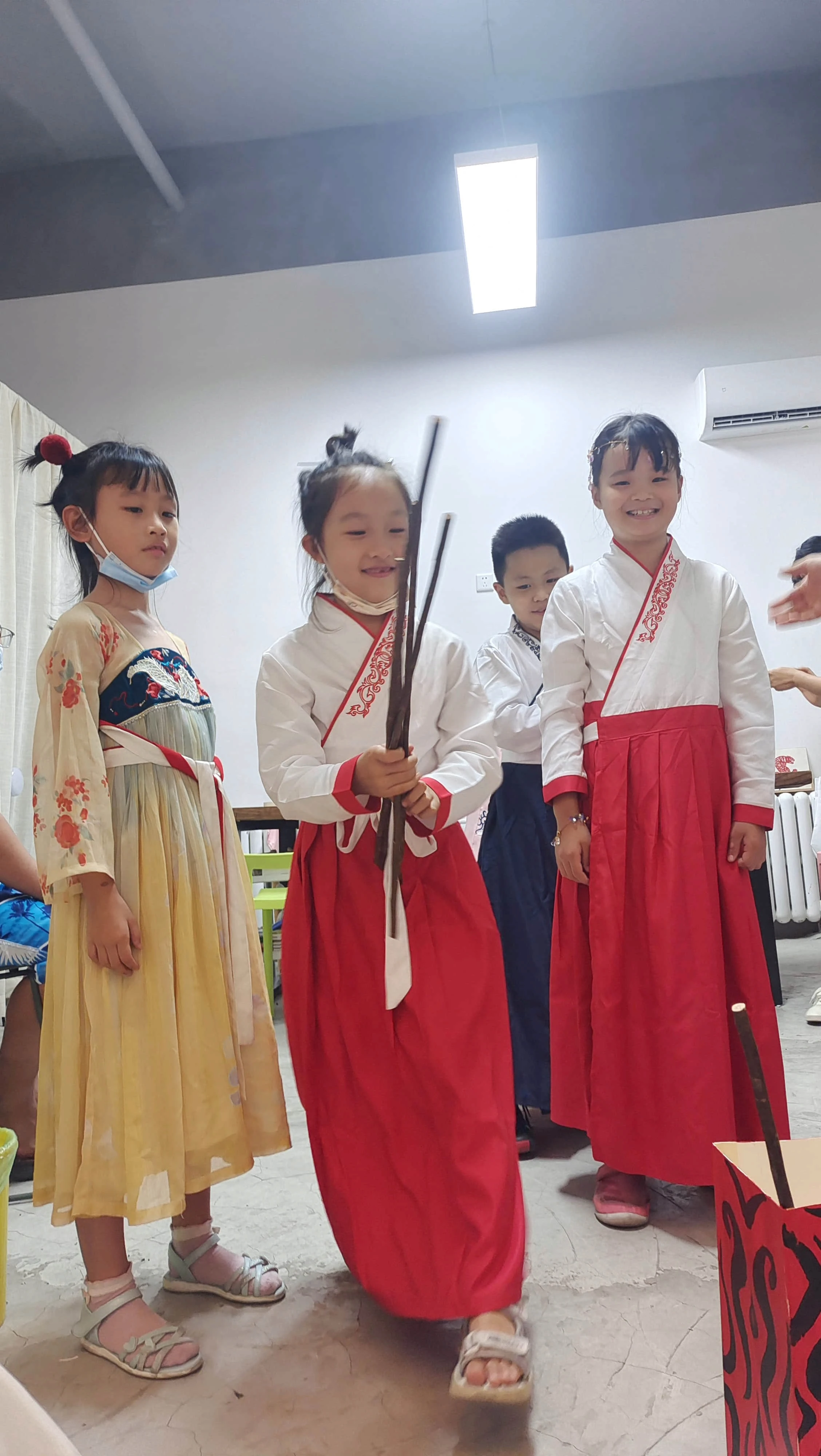 HjjBInhWPhd68Q9DOSz4eNcEGs8