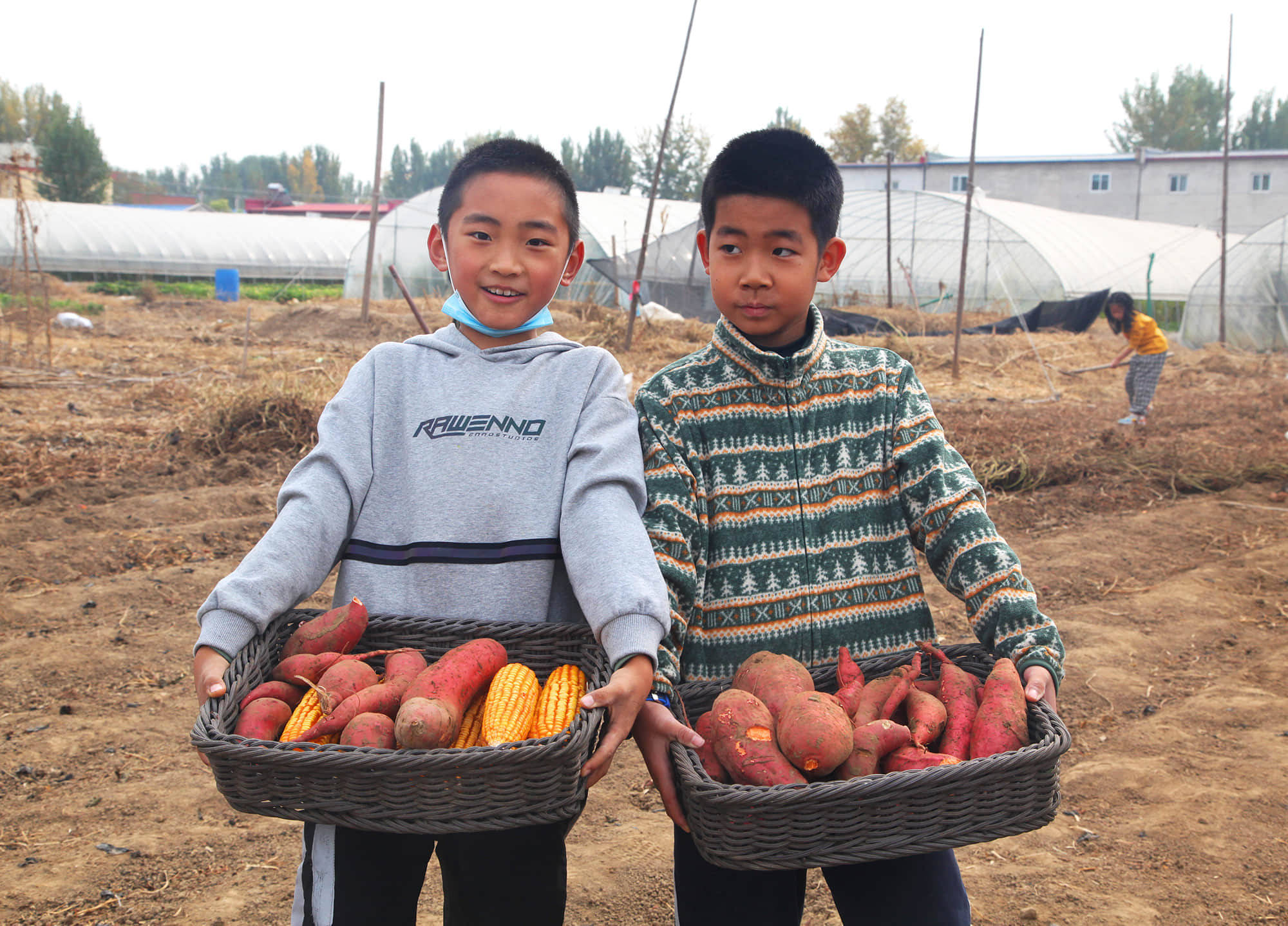 ICk9pF8e4hI1nfpQiEs886Ck0E